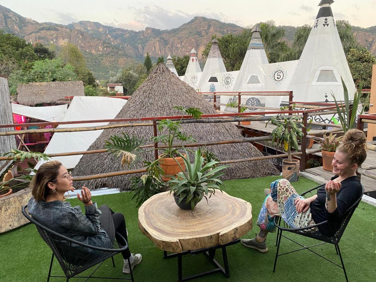 Fungi Tipis Hotell Tepoztlán Exteriör bild